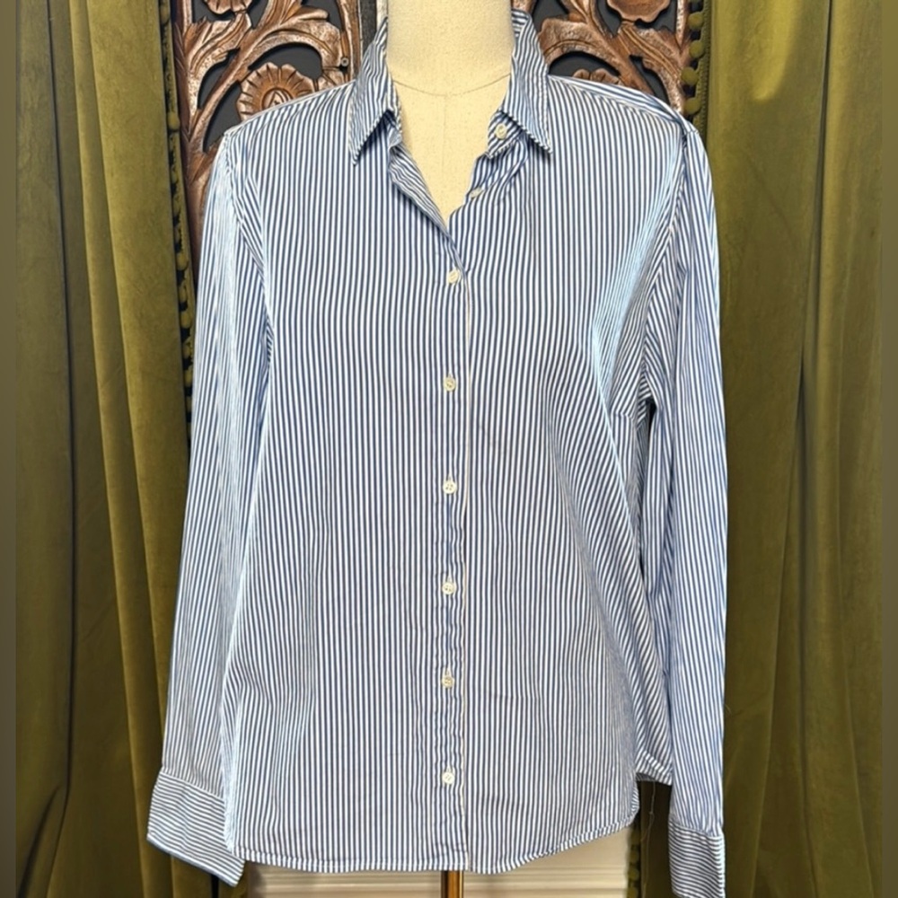 J. Crew Blue & White Striped Long Sleeve Button Up Shirt